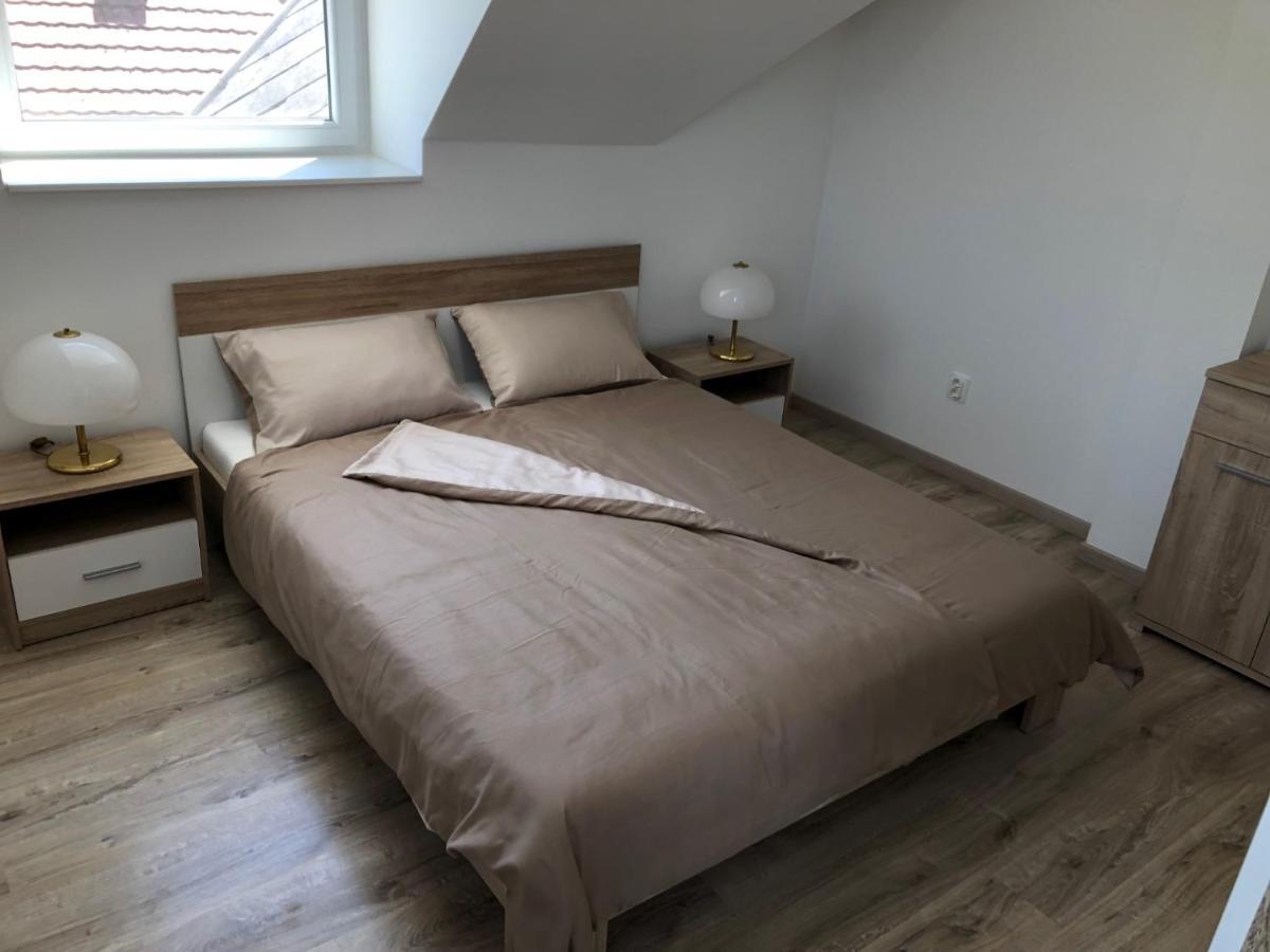 Pupos Apartman Szigliget Exteriér fotografie